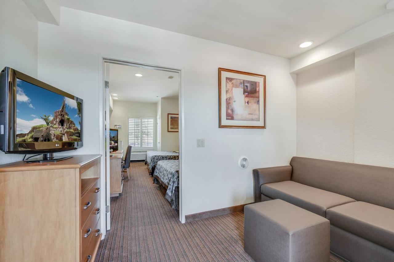 Anaheim Desert Inn & Suites Esterno foto