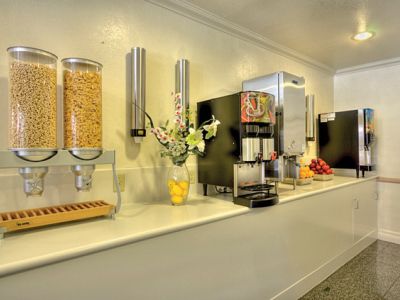 Anaheim Desert Inn & Suites Esterno foto